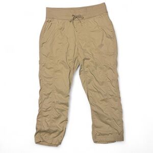The North Face Cropped Pants